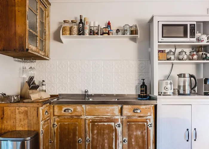 Aldgate Valley Bed And Breakfast