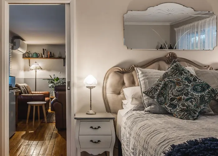 Aldgate Valley Bed And Breakfast